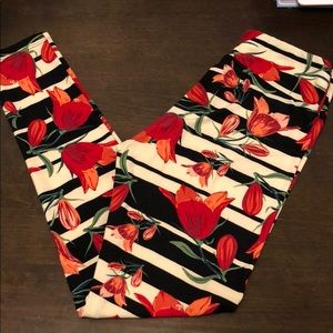 Brand new Lularoe leggings! Closet clean out!